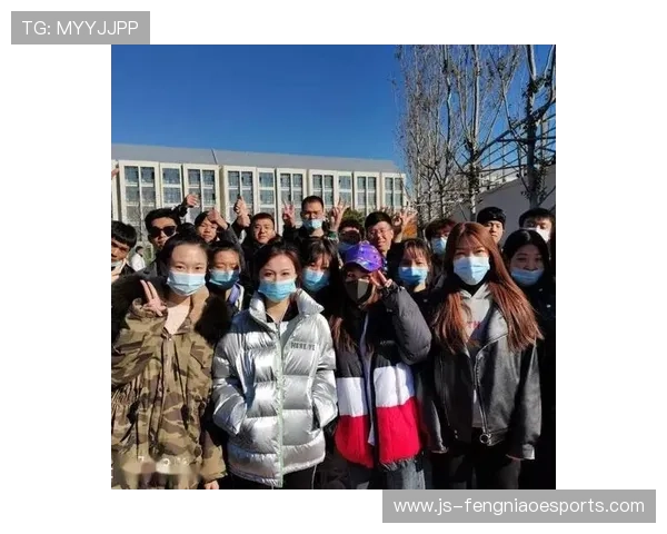 足球球星冬训心路历程分享凝聚坚持汗水与梦想的深刻感悟